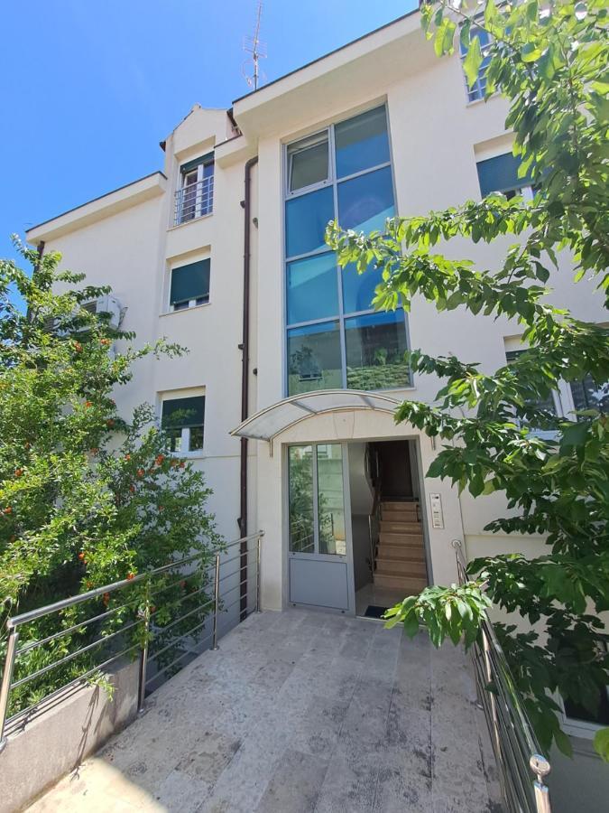 Apartman Emanuela 斯普利特 外观 照片